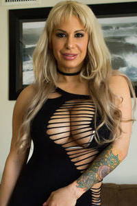 Alyssa Lynn - VR Porn Model