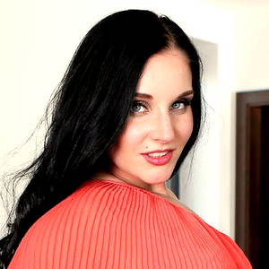 Lucia Denville
