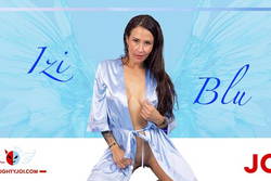 Izi Blu creates a fantasy - VR Porn Video