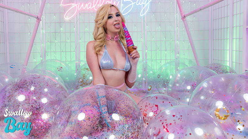 Lexi's Sweet Melting Ice - VR porn video by Swallowbay